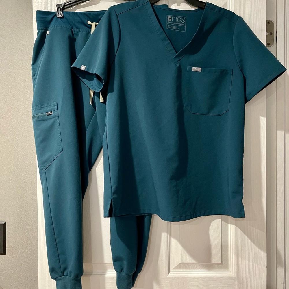 Figs Scrubs, Caribbean Blue
